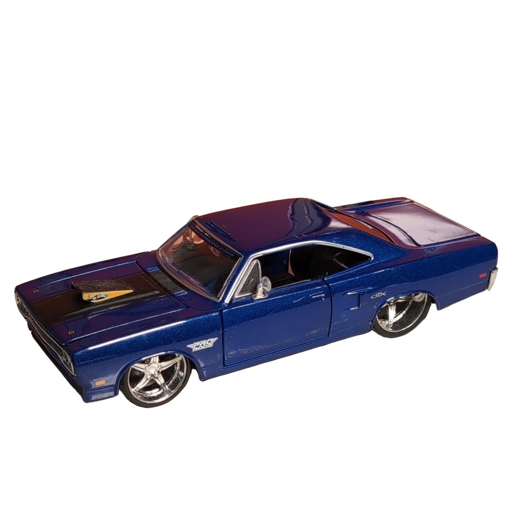 Maisto 1970 Plymouth GTX Pro Rodz 1/24‎ Blue Diecast Model Car Custom Wheels